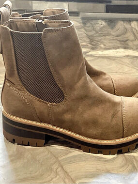 Brown Ankle Boots Like New
